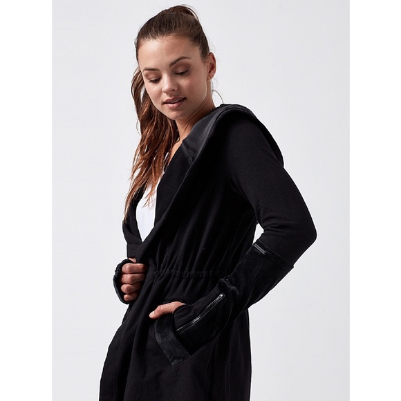 New Traveler Jacket - Picture 3 of 6